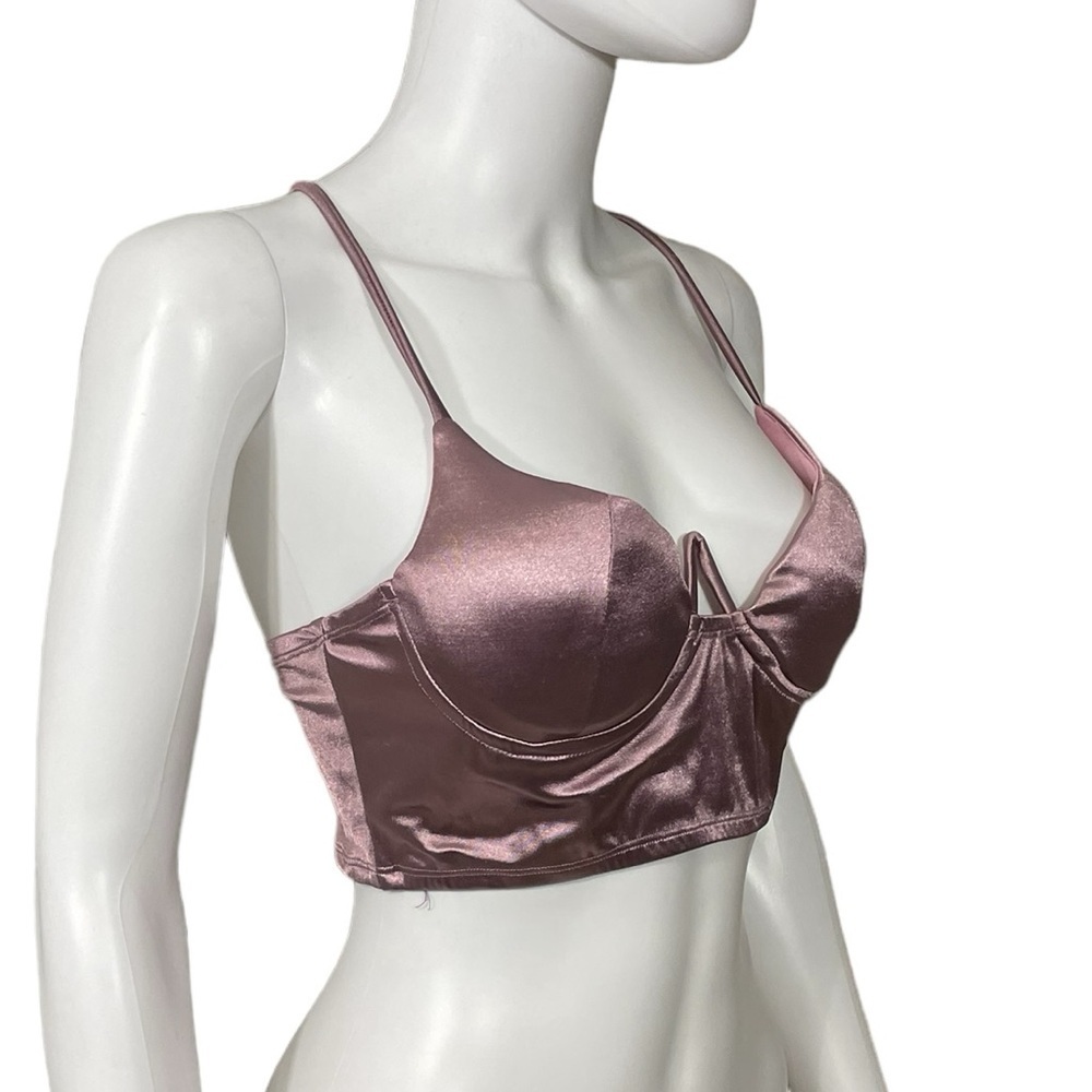 Women’s Purple Bustier Sexy Crop Top
New - Picture 5 of 7